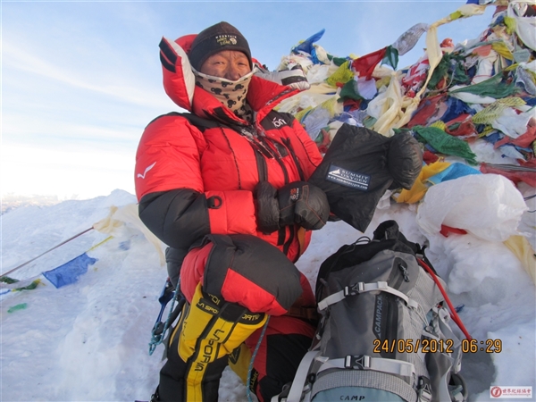 世界上9天内成功登上珠穆朗玛峰次数最多人—— Kame Sherpa